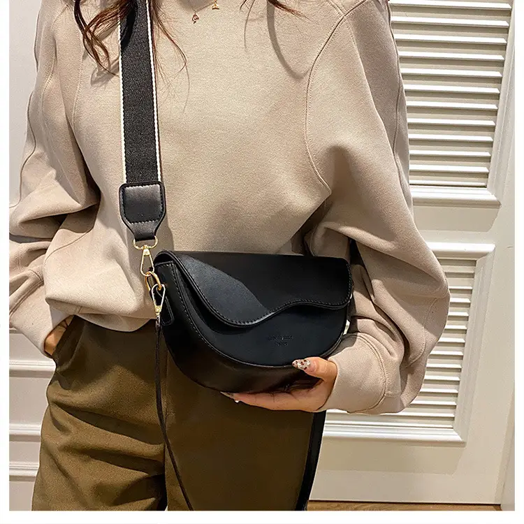 Women's New Leather Shoulder Bag Tan 2024 — feature 16