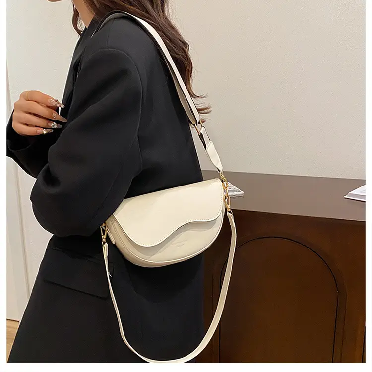 Women's New Leather Shoulder Bag Tan 2024 — feature 27