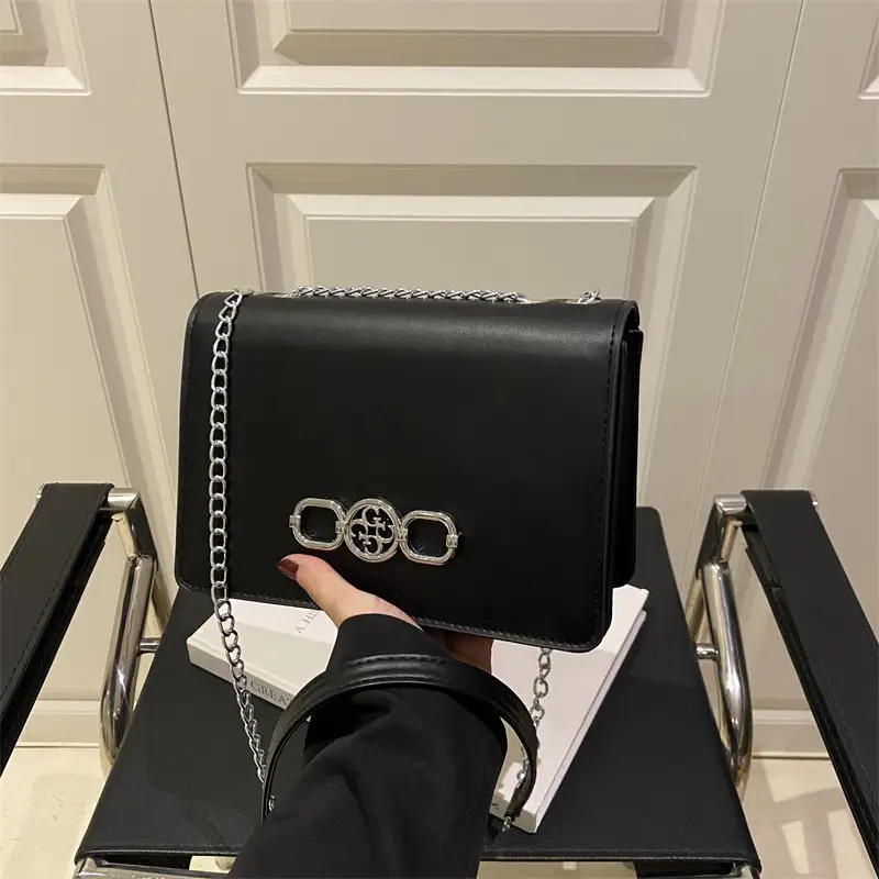 Elegant Black Shoulder Crossbody Bag with Chain Strap - Image 5