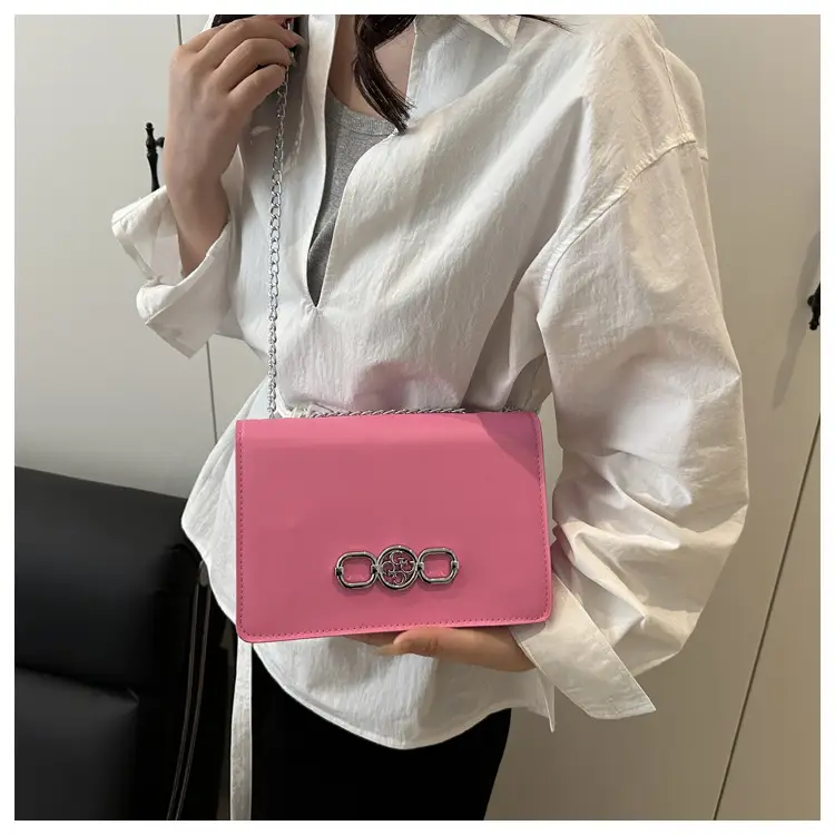 Elegant Black Shoulder Crossbody Bag with Chain Strap — feature 10