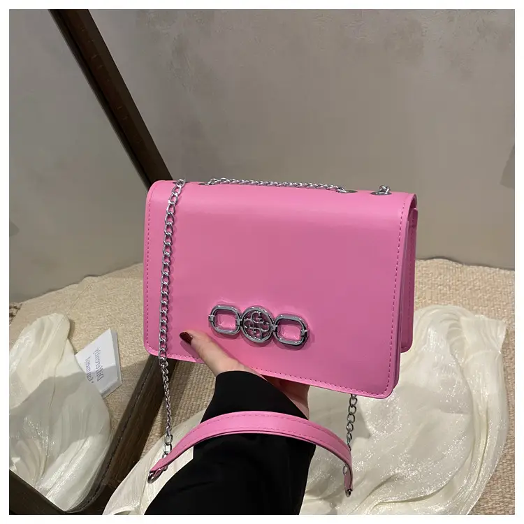 Elegant Black Shoulder Crossbody Bag with Chain Strap — feature 22