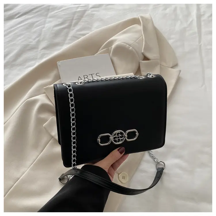 Elegant Black Shoulder Crossbody Bag with Chain Strap - Image 3
