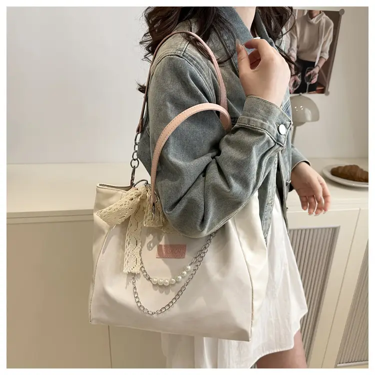 Splicing Large Capacity Chain Bag for College Students — feature 25