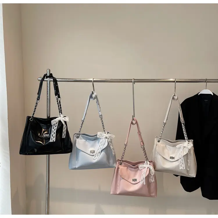 Women's Large Capacity Beige Chain Shoulder Bag 2025 — feature 15