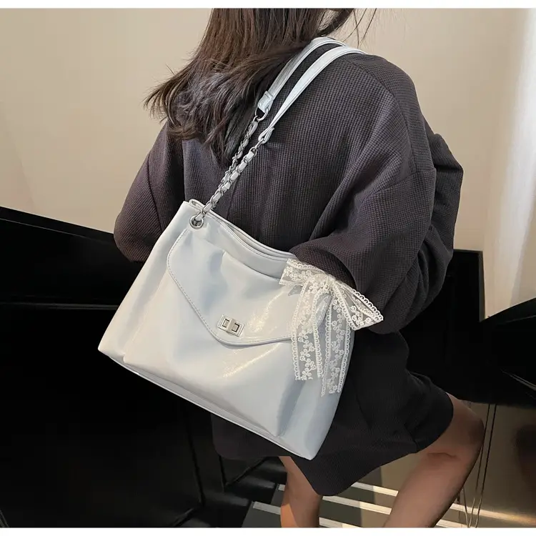 Women's Large Capacity Beige Chain Shoulder Bag 2025 — feature 27