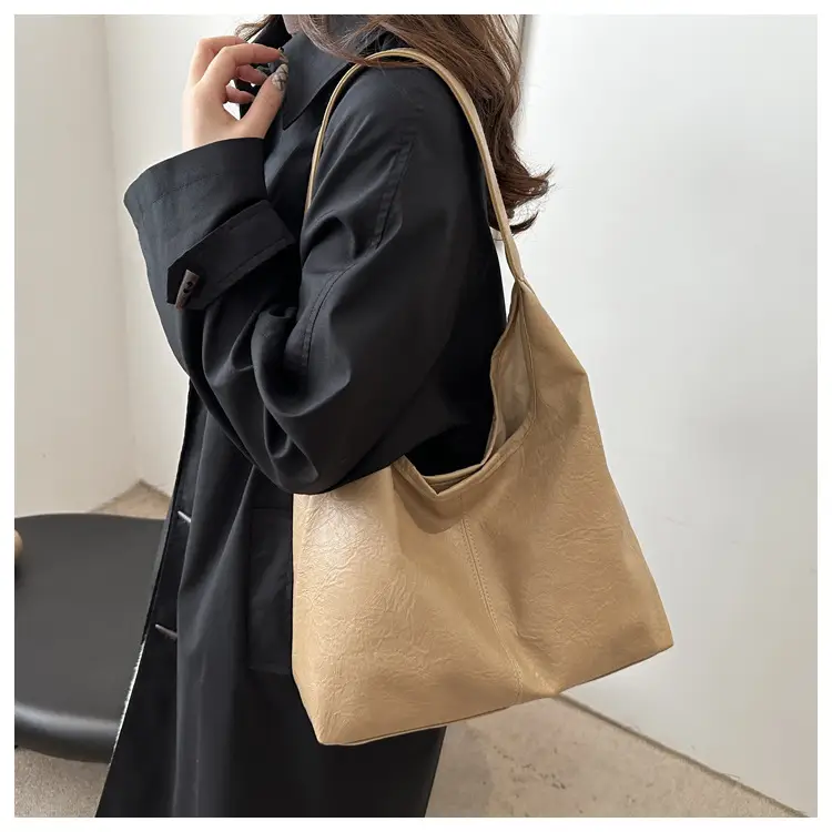 Black PU Leather Vintage Tote Bag for Women 2025 — feature 15