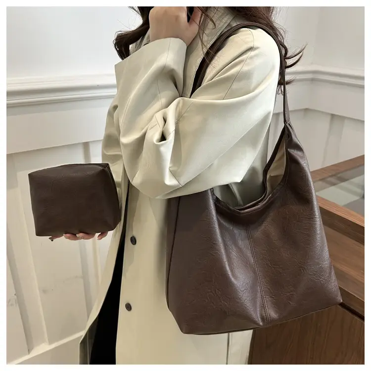 Black PU Leather Vintage Tote Bag for Women 2025 — feature 20