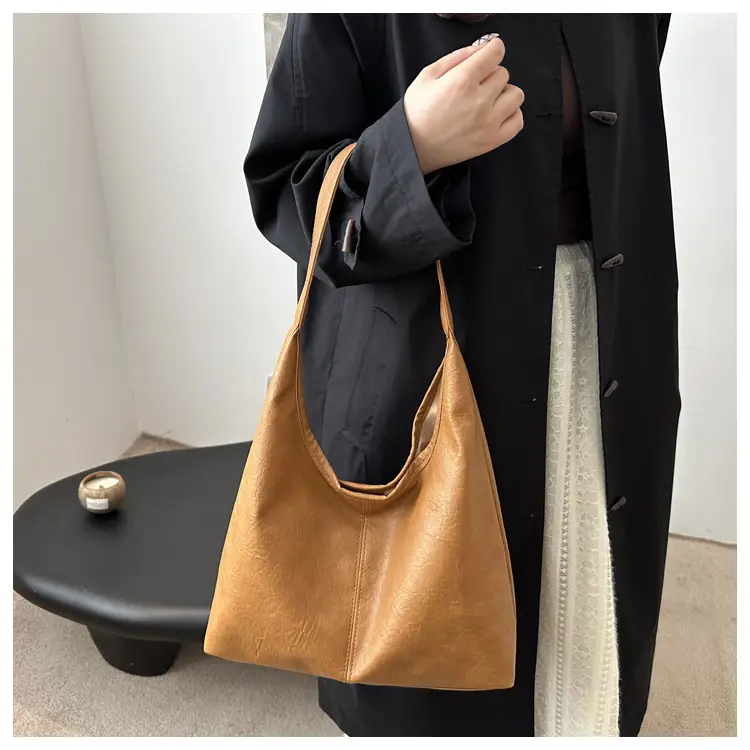 Black PU Leather Vintage Tote Bag for Women 2025 — feature 9