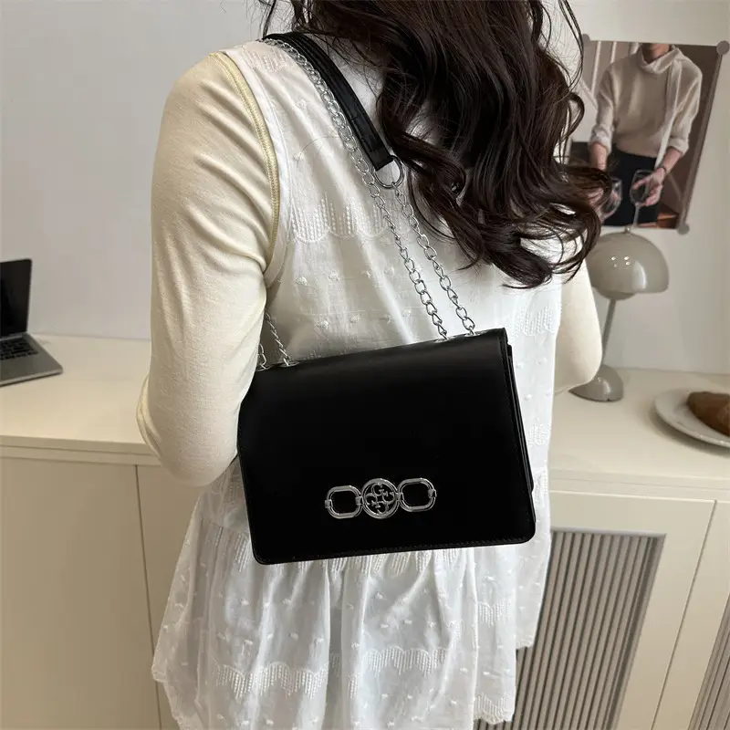 Pink Korean Fashion Chain Crossbody Bag for Women - Image 6