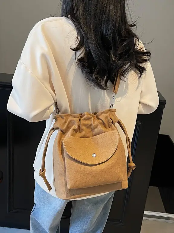 Women's Pleated Shoulder Messenger Bag Tan 2025