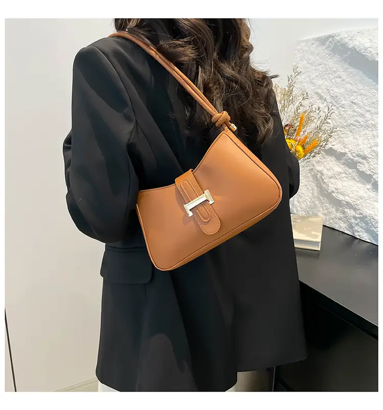 Women's Retro Casual Crossbody Bag Brown White 2025 — feature 13