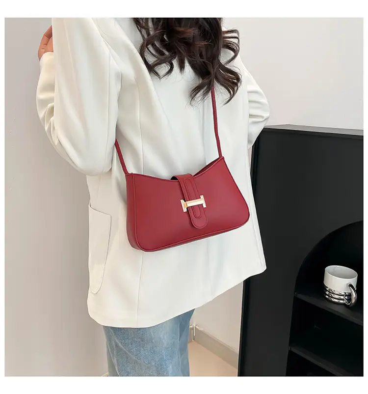 Women's Retro Casual Crossbody Bag Brown White 2025 — feature 17