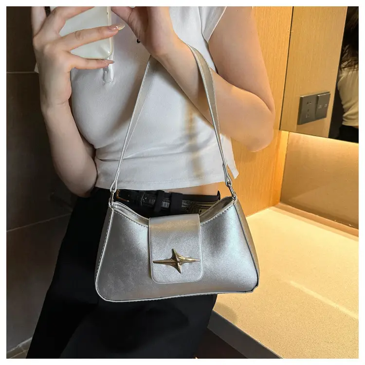 2025 Summer Shoulder Bag Black Four Corner Star Women — feature 1