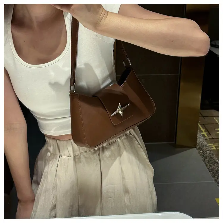 2025 Summer Shoulder Bag Black Four Corner Star Women — feature 10