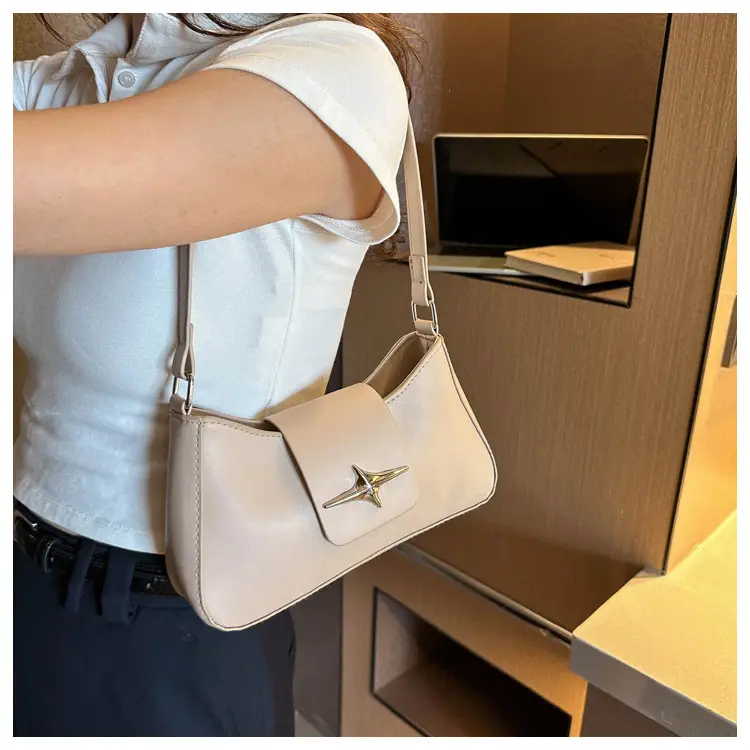 2025 Summer Shoulder Bag Black Four Corner Star Women — feature 13