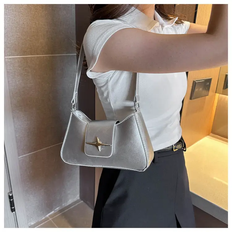 2025 Summer Shoulder Bag Black Four Corner Star Women — feature 14
