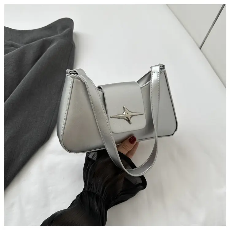 2025 Summer Shoulder Bag Black Four Corner Star Women — feature 18