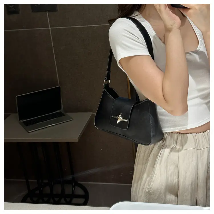 2025 Summer Shoulder Bag Black Four Corner Star Women — feature 8