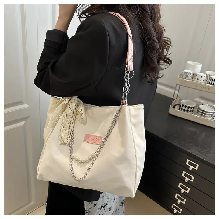 Pearl Pearl Chain Silk Scarf Bag 2025 Spring Fashion Commuter — feature 10