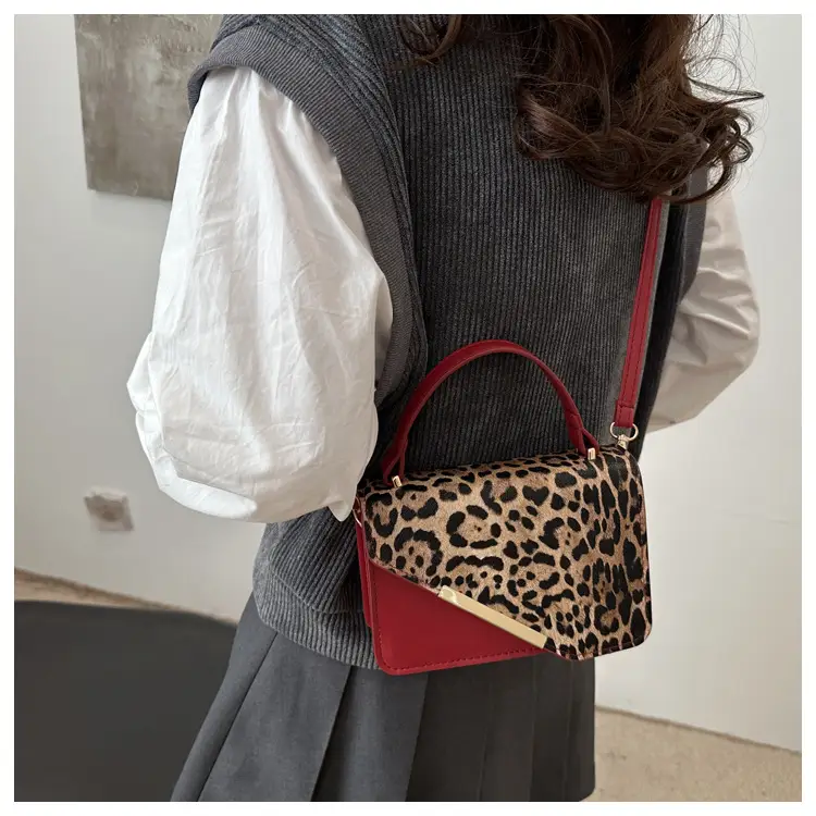 Leopard Print Shoulder Bag Red Leather 2025 — feature 18