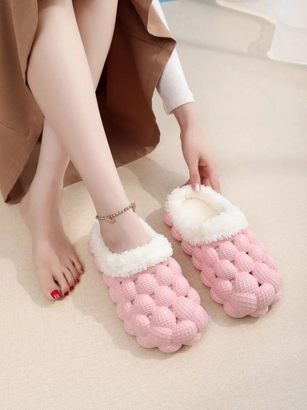 Factory wholesale autumn and winter cotton slippers litchi bubble soft bottom thick bottom cute non-slip warm Mao Mao cotton slippers for men and women — feature 11