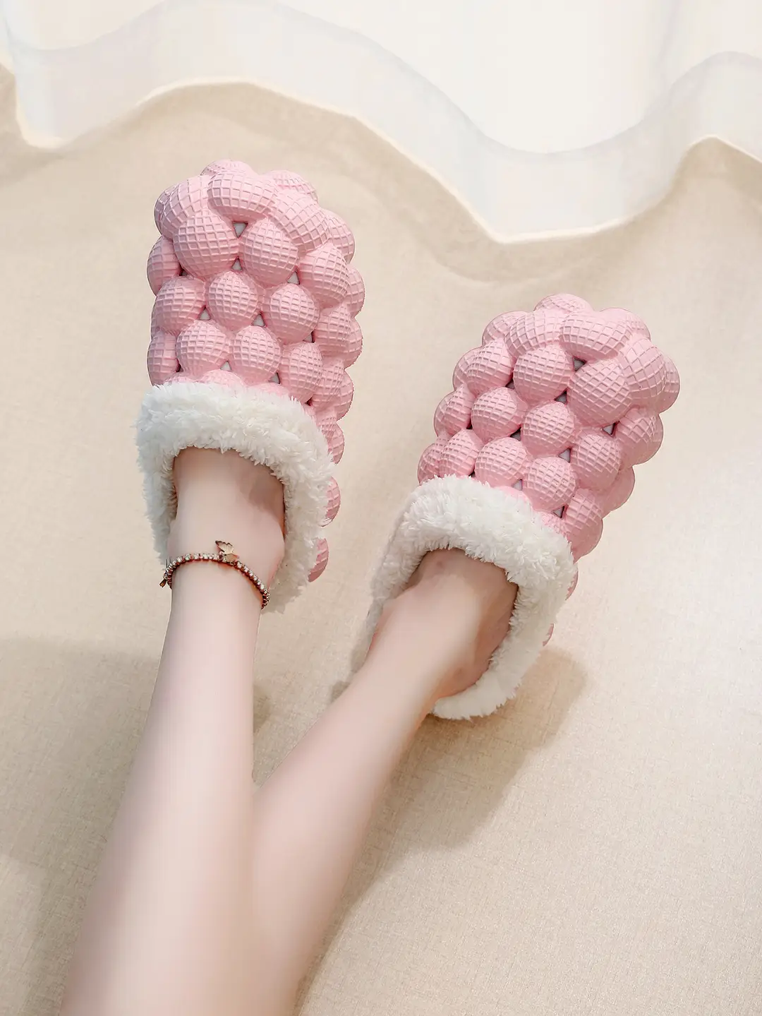 Factory wholesale autumn and winter cotton slippers litchi bubble soft bottom thick bottom cute non-slip warm Mao Mao cotton slippers for men and women — feature 12