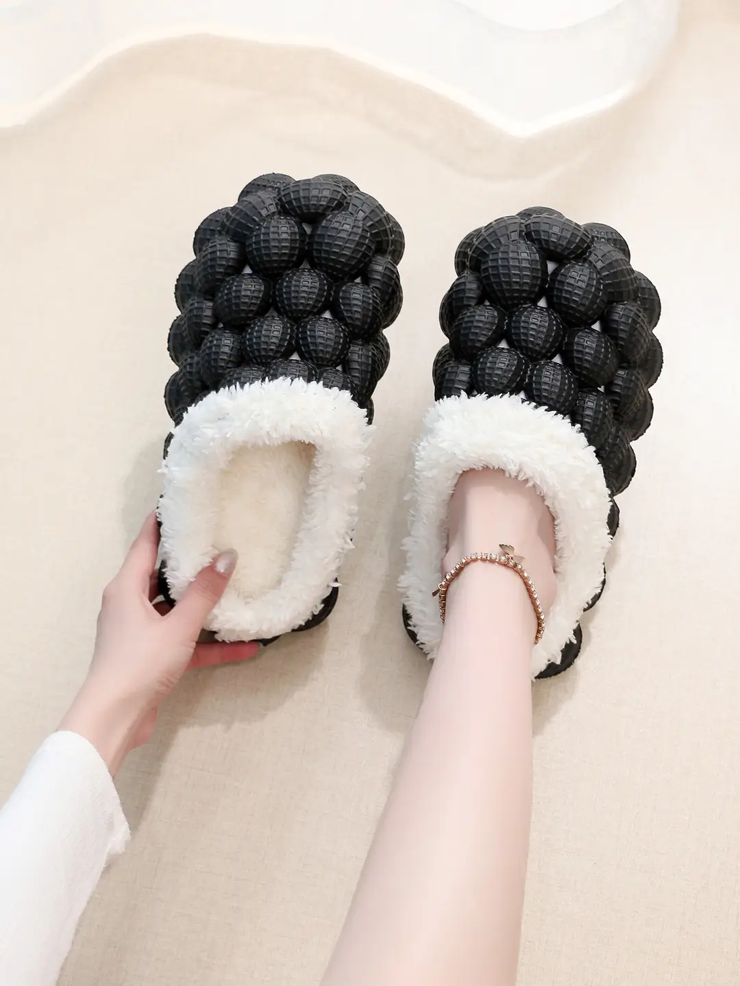 Factory wholesale autumn and winter cotton slippers litchi bubble soft bottom thick bottom cute non-slip warm Mao Mao cotton slippers for men and women — feature 7
