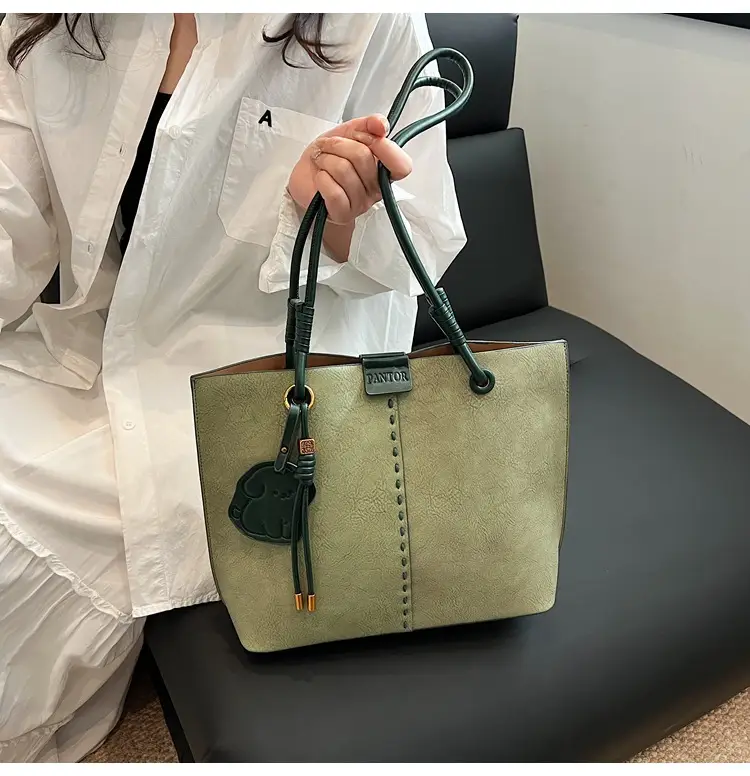 Green PU Leather Puppy Tote Bag Large Capacity 2025 — feature 18