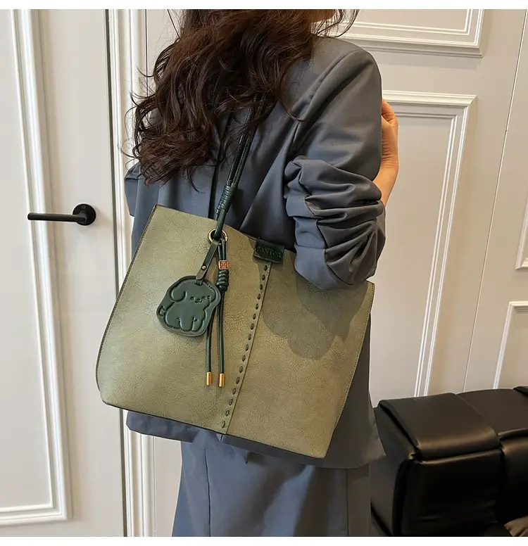 Green PU Leather Puppy Tote Bag Large Capacity 2025 — feature 24