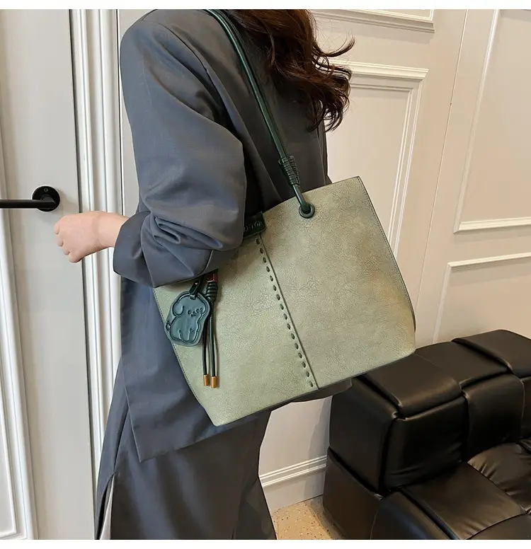 Green PU Leather Puppy Tote Bag Large Capacity 2025 — feature 26