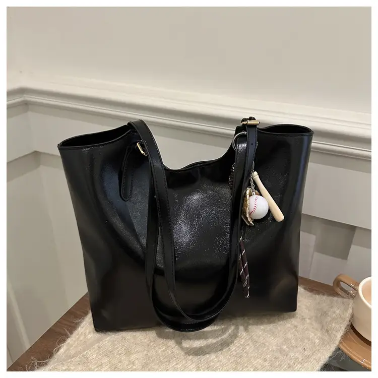 Vintage Black High-end Women's Tote Bag Large Capacity 2025 — feature 23