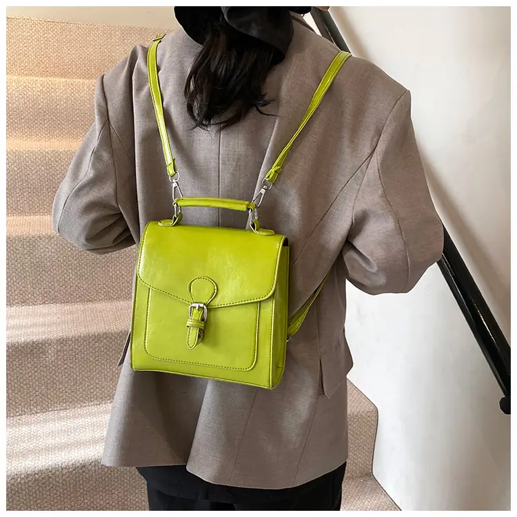 Western Style Oil Wax Leather Shoulder Bag 2025 New — feature 18