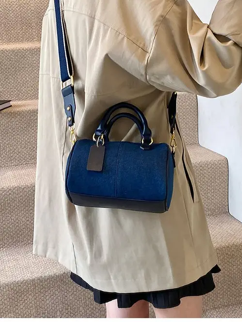 Crossbody Bag Black White 2026 Fashion Commuter - Image 6