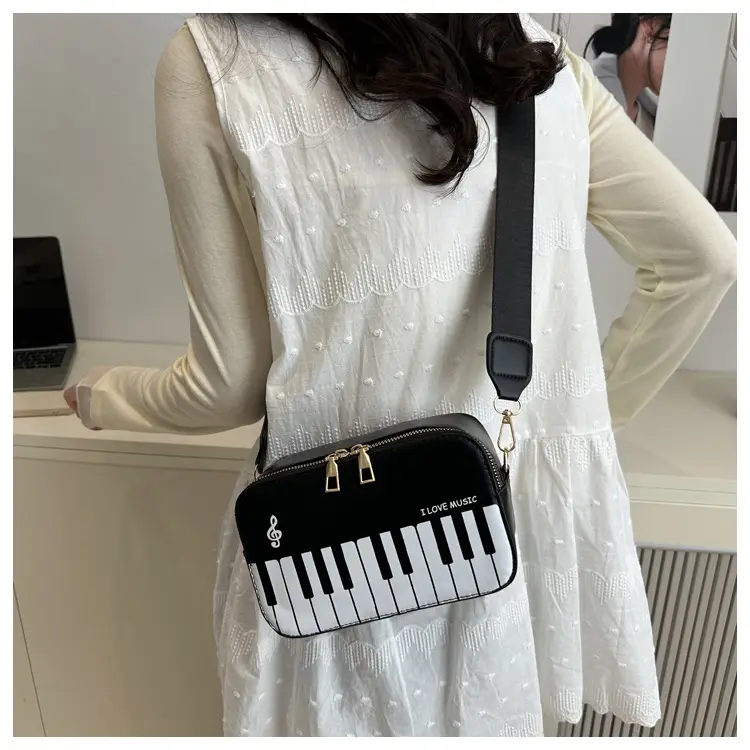 Piano Note Design Small Crossbody Bag Black White — feature 12