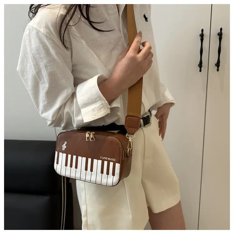 Piano Note Design Small Crossbody Bag Black White — feature 17