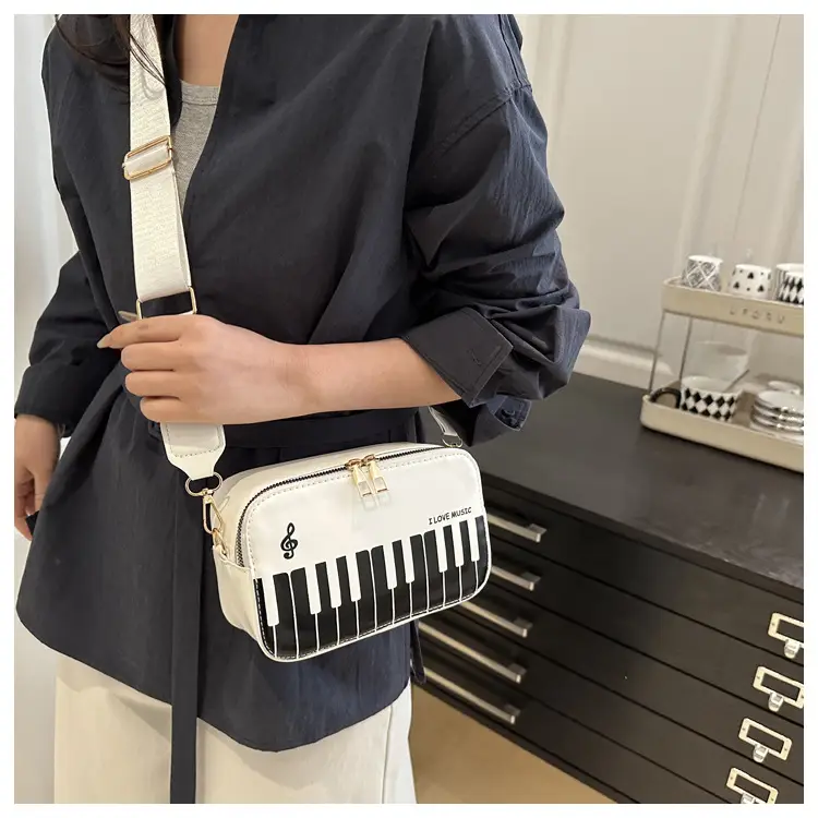 Piano Note Design Small Crossbody Bag Black White — feature 19