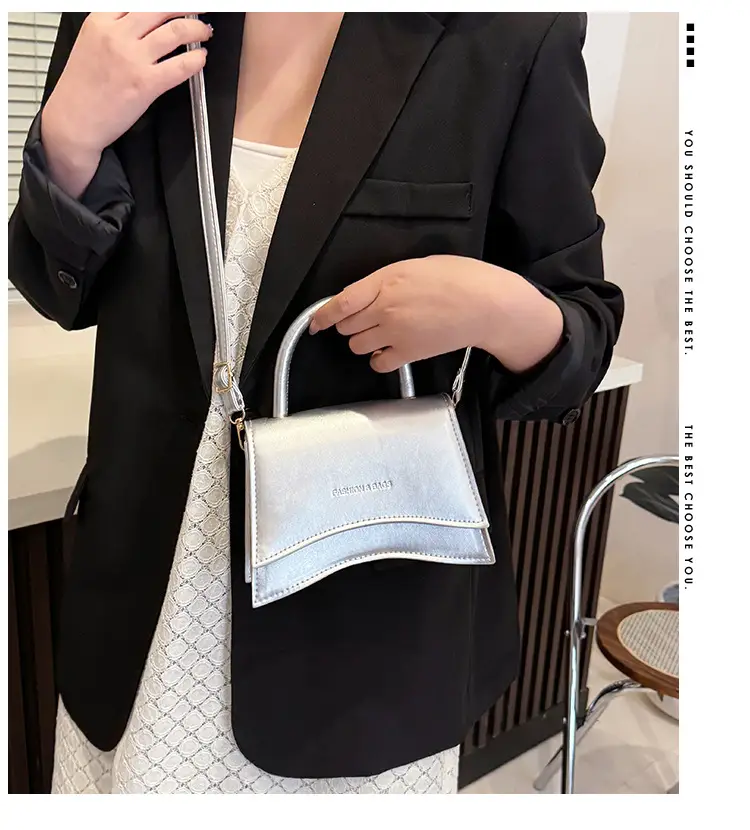 Women's Silver Square Shoulder Bag 2025 Summer — feature 1