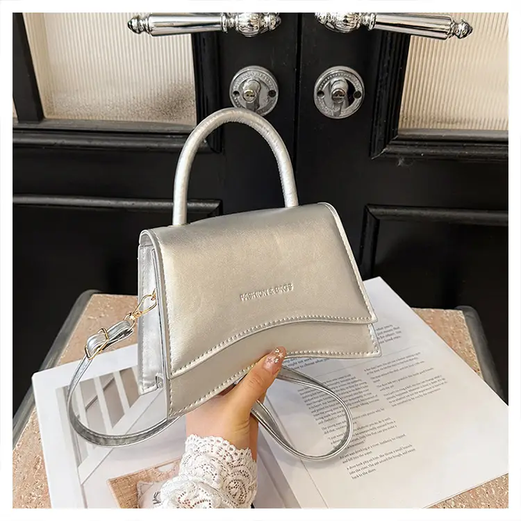 Red Shoulder Bag for Women 2025 Korean Style — feature 31