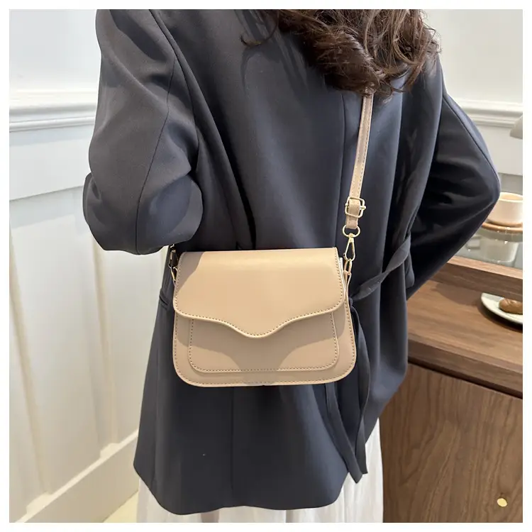 White Korean Style Shoulder Crossbody Bag for Women — feature 12