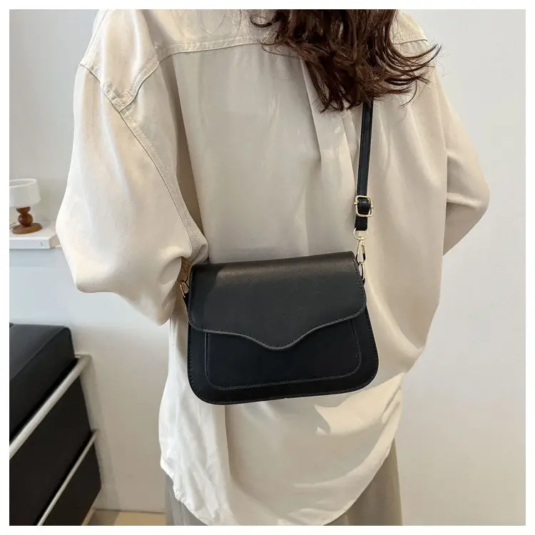 White Korean Style Shoulder Crossbody Bag for Women — feature 19