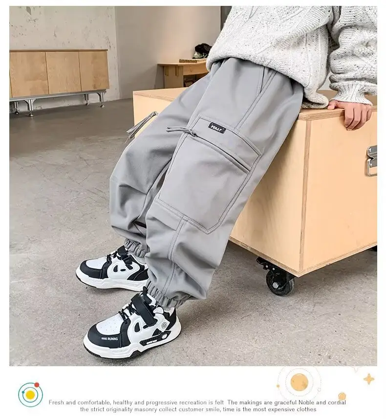 Boys' Black Cargo Trousers Large Spring Wear — feature 16