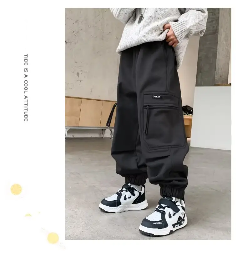 Boys' Black Cargo Trousers Large Spring Wear — feature 21