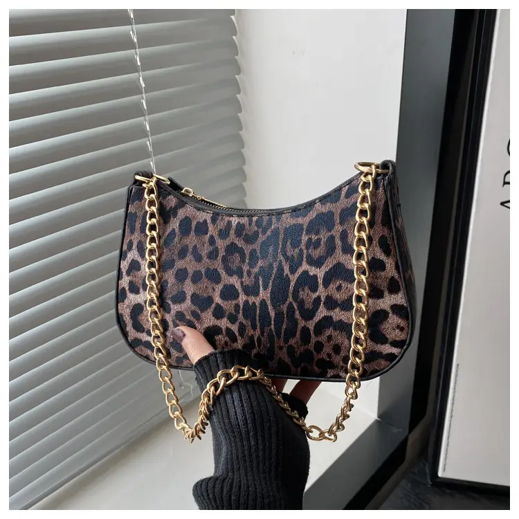 Retro Leopard Underarm Bag 2025 Spring New Commuter Fashionable Simple Niche Design Shoulder Crescent Bag — feature 30