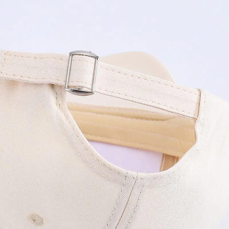 Men Baseball Cap Beige Joker Embroidered — feature 5