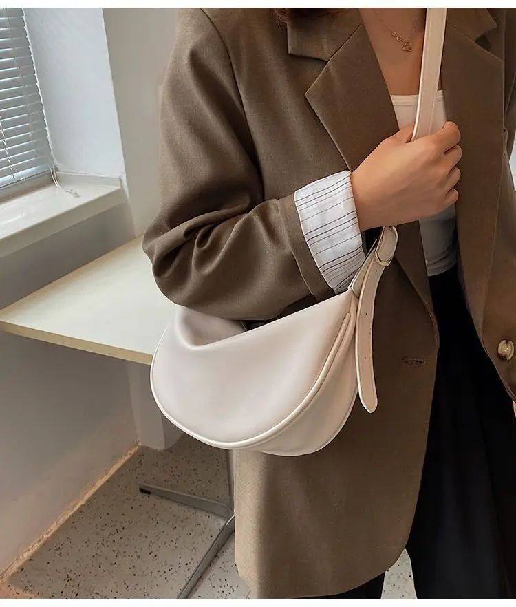 Women's Vintage Brown Leather Shoulder Bag 2026 — feature 10