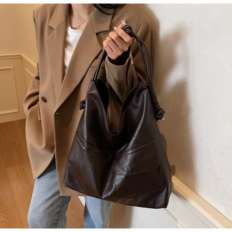 Black Leather Large Tote Bag for Women 2025 — feature 7