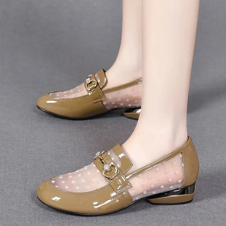 Mesh Soft Leather Shoes 2025 New Hollow Low Heel Women's Sandals Summer Flat Soft Bottom Loafers Low-top Leather Shoes - Image 3