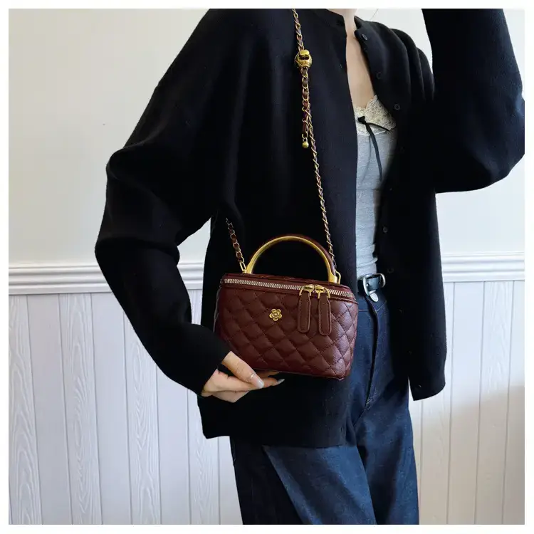 Vintage Quilted Chain Shoulder Bag Women 2025 Style — feature 32