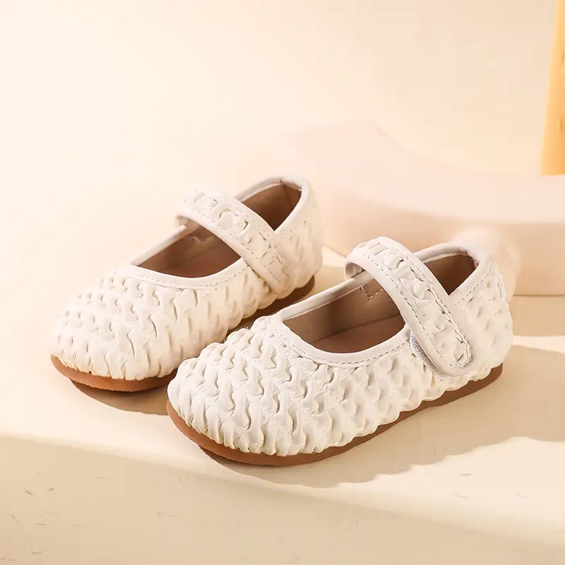 Girls' Chanel Style Single-layer Shoes 2025 Spring New Children's Korean-style Baby silver Leather Shoes Stylist Toddler Shoes - Image 2