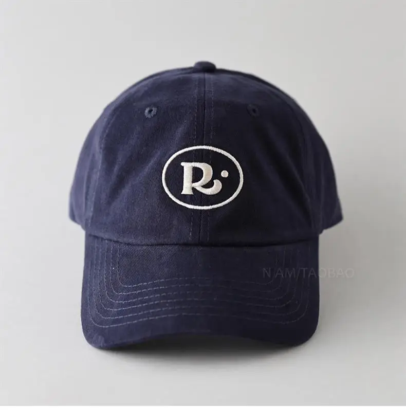Black R-Embossed Baseball Cap for Men Women 2025 — feature 11
